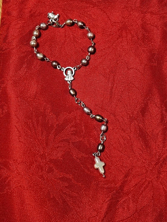 "Tanner" Freshwater Pearl Rear-view Mirror Rosary