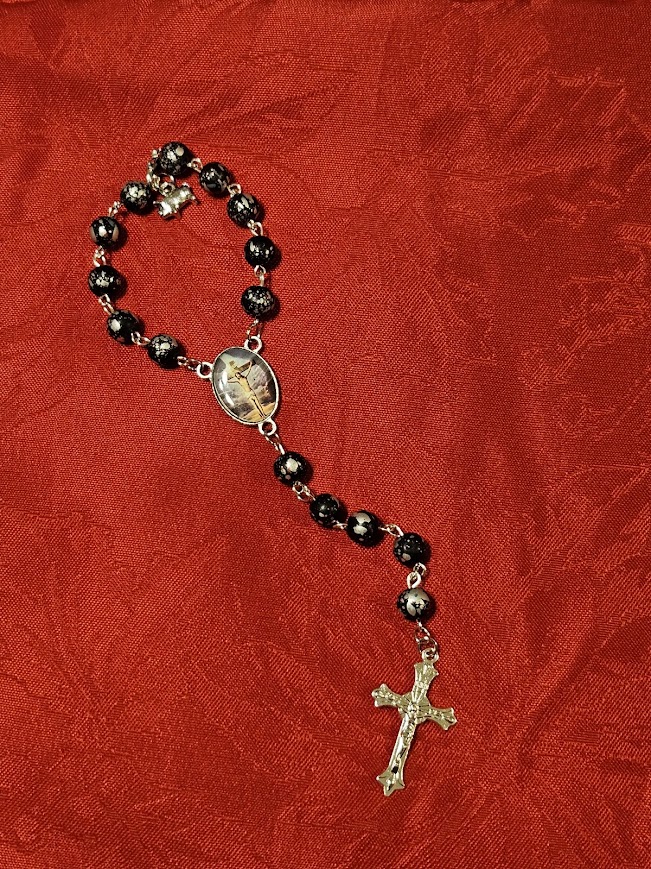 "Hunter" Black Beaded Rear-view Mirror Rosary