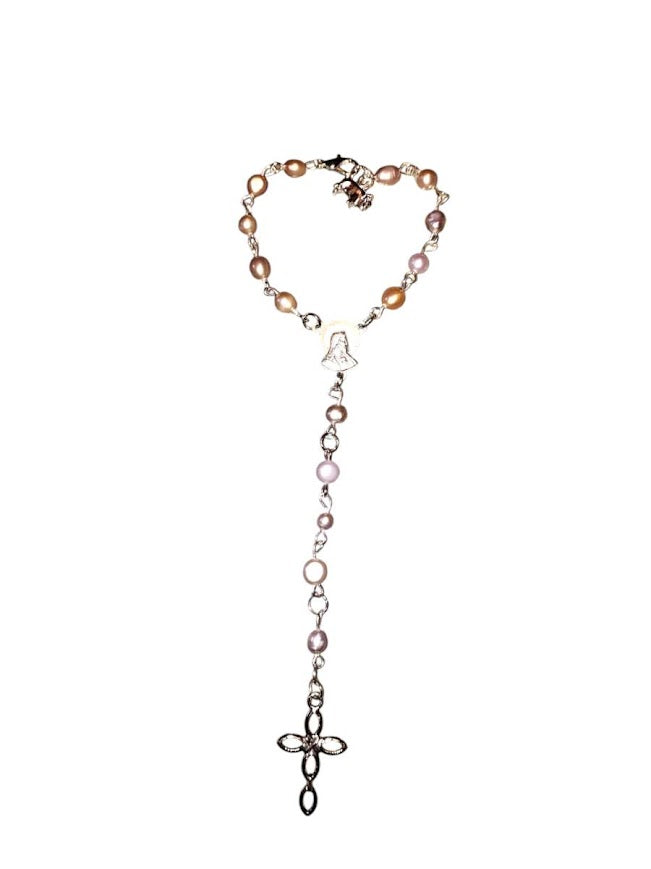 "Veronica" Freshwater Pearl Rear-view Mirror Rosary