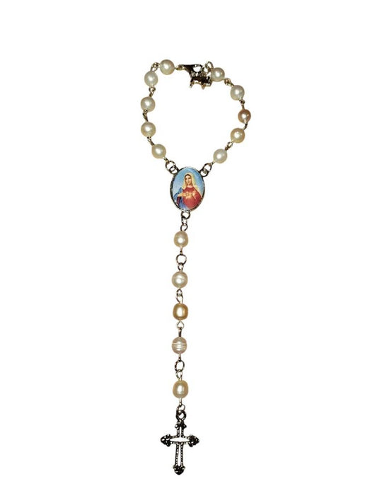 "Madison" Freshwater Pearl Rear-view Mirror Rosary